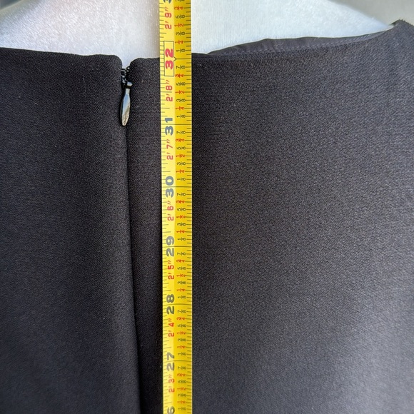 Badgley Mischka Dress. Size 8. NWT. Excellent condition - Picture 9 of 14